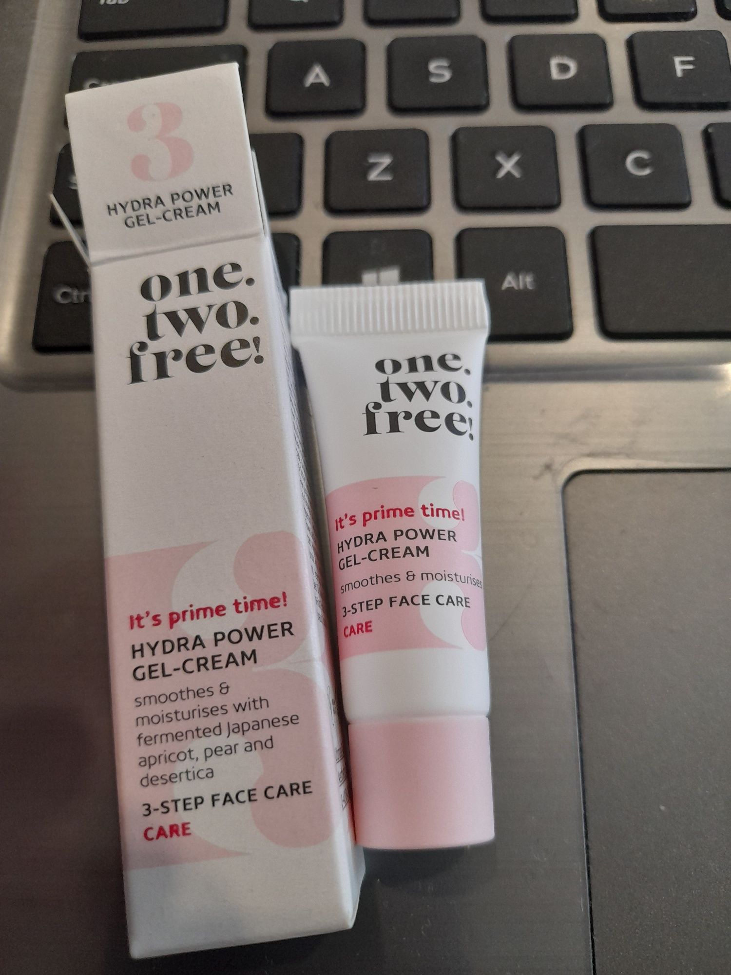 one.two.free! Hydra Power-Gel Cream lekki krem nawilżający 5 ml