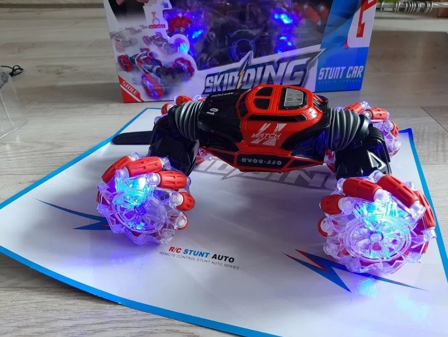 Машинка перевертыш управления жестами руки машина трансформер