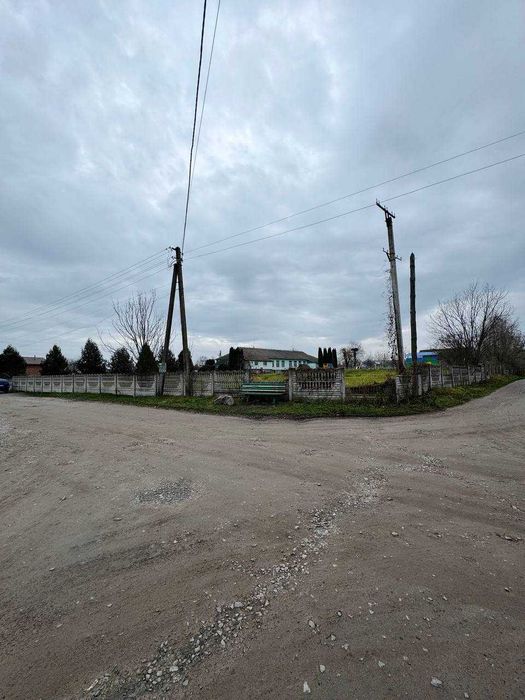 Продаж земельної ділянки у центрі с. Стадниця!