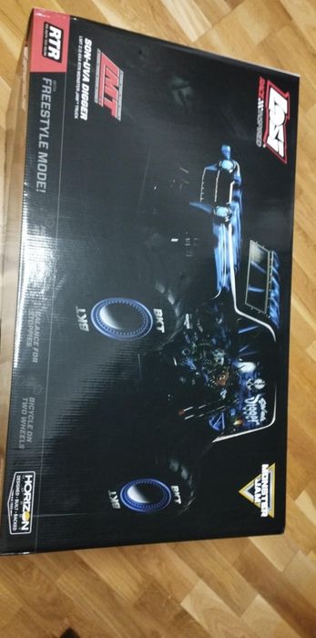 MODEL RC LOSI Son-Uva Digger 1:8