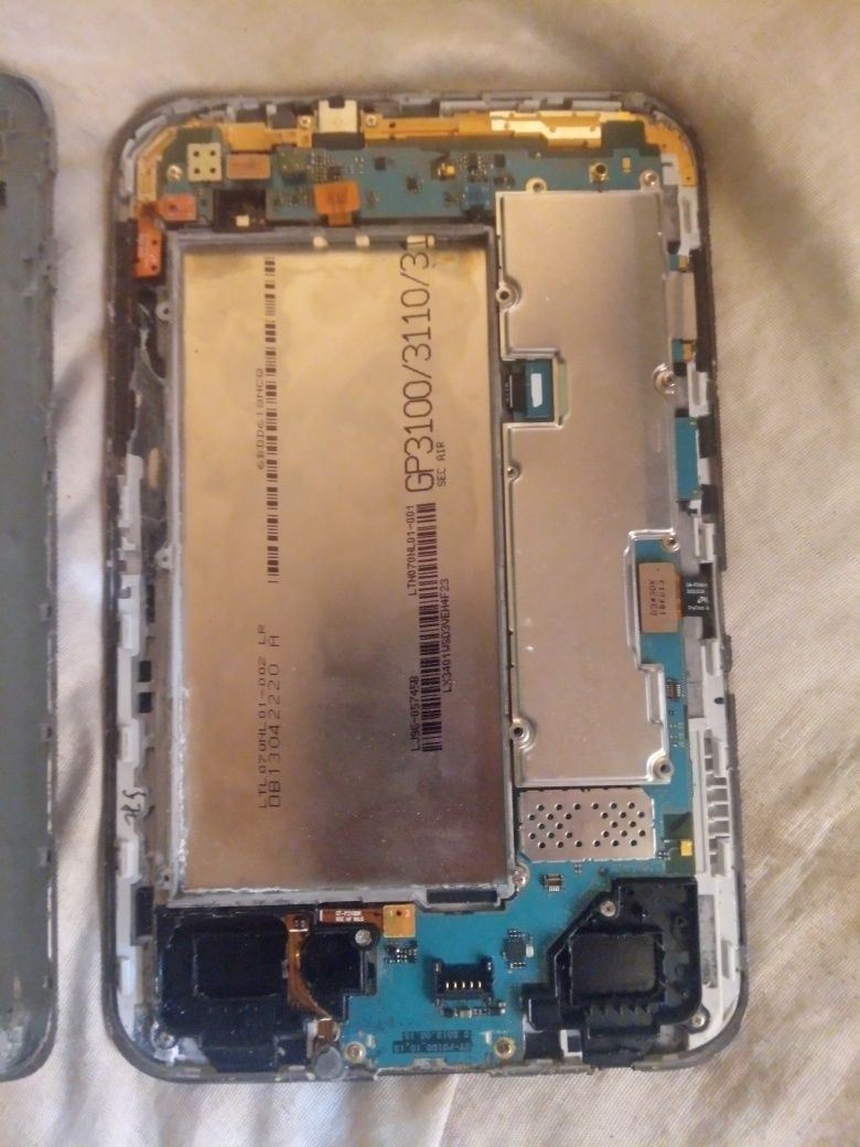 Планшет Samsung Galaxy Tab 2 7.0 3G GT-P3100