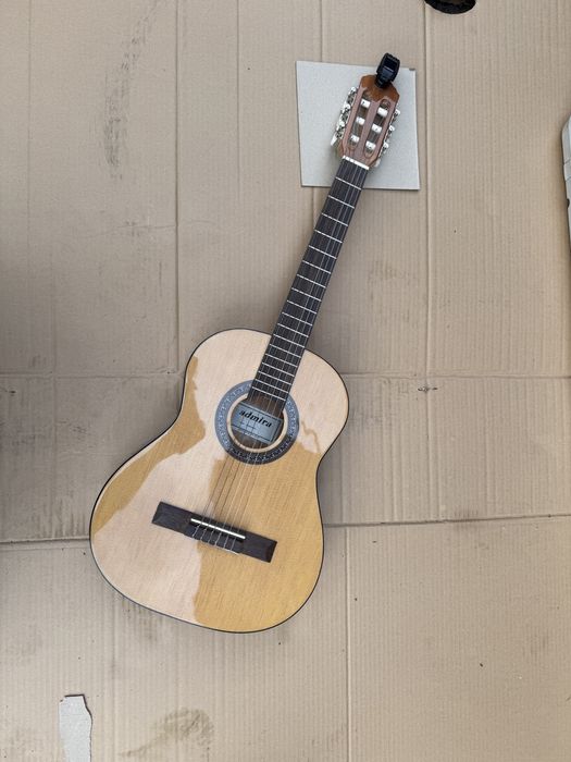 Gitara klasyczna Admira 0050 Alba 1/2