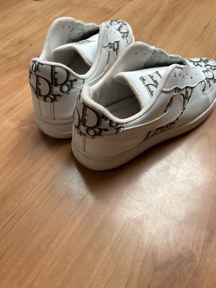 Buty damskie Nike air dior rozmiar 39