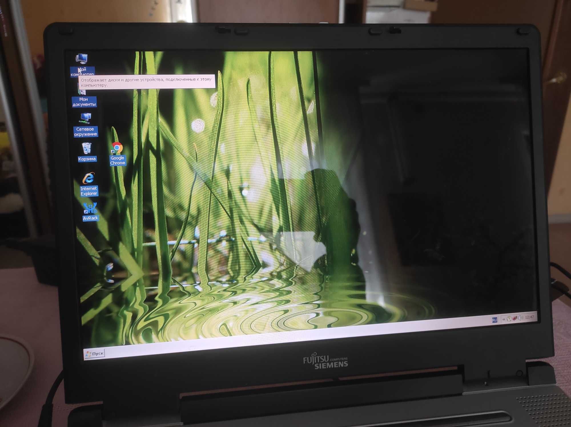 Ноутбук Fujitsu AMILO L1310G. Сумка та мишка.