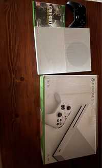 Xbox one s на 1 тб, полный комплект