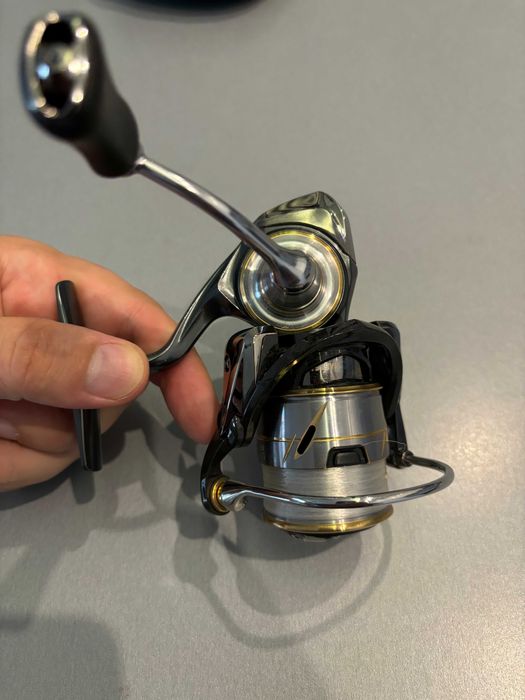 Daiwa Luvias FC LT 2000s (made in japan)