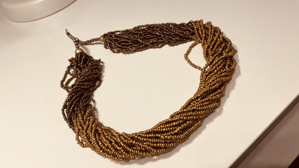 Korale, naszyjniki Jablonex