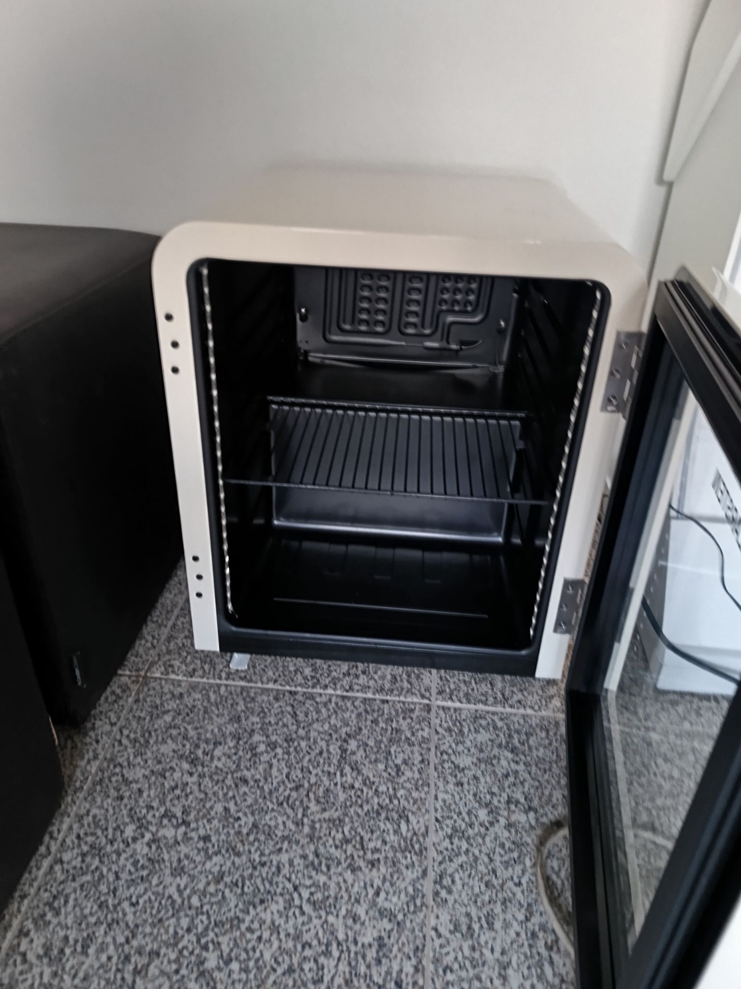 Mini frigorífico Klarstein mini bar