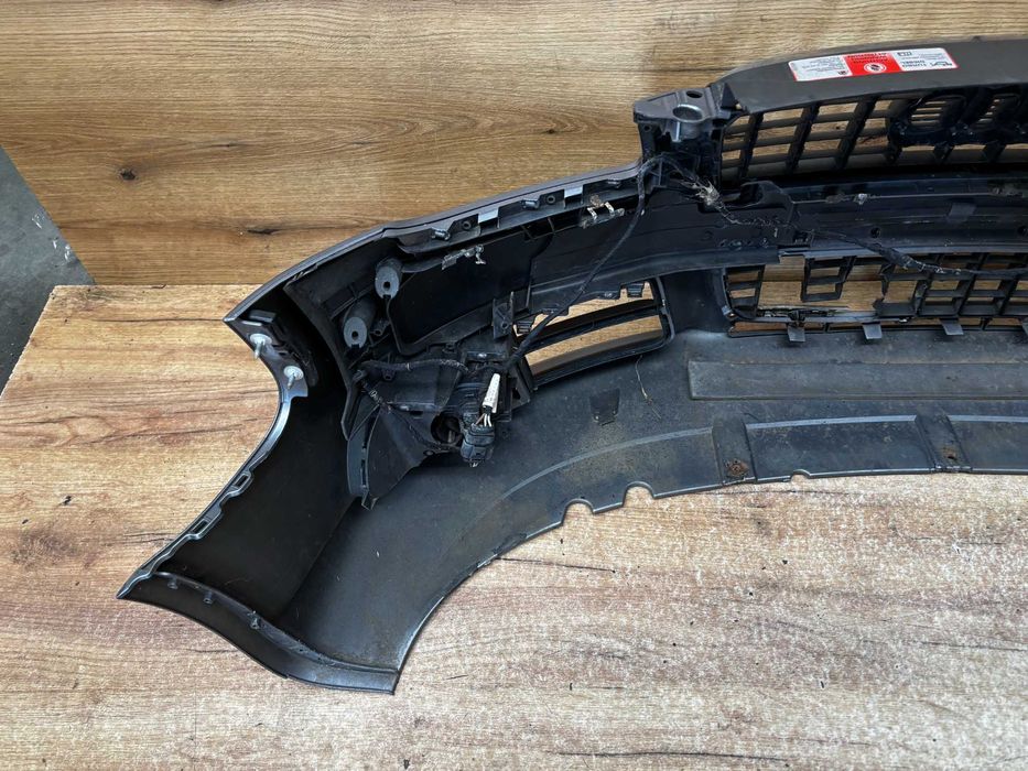 Zderzak przedni Audi A4 B7 S-line kolor ly7h