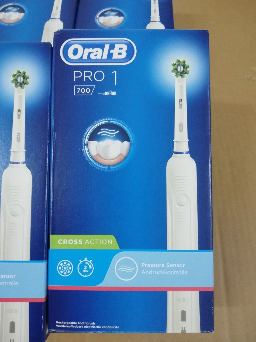 Escova elétrica Oral B PRO 700