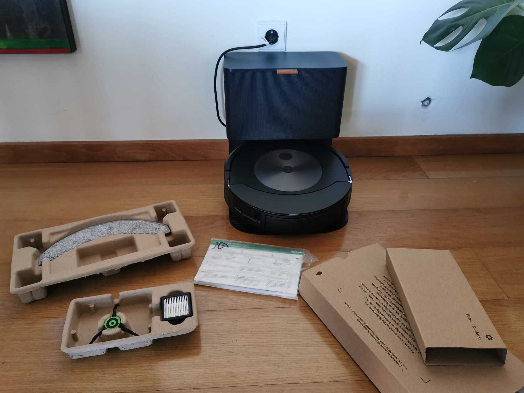 Robot aspirador e mopa Roomba Combo J7+ - iRobot OS