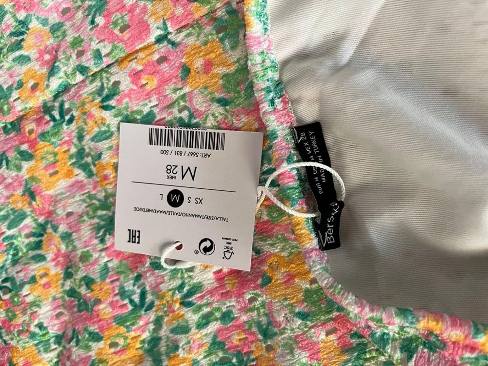 Vestido novo Bershka novo com etiqueta