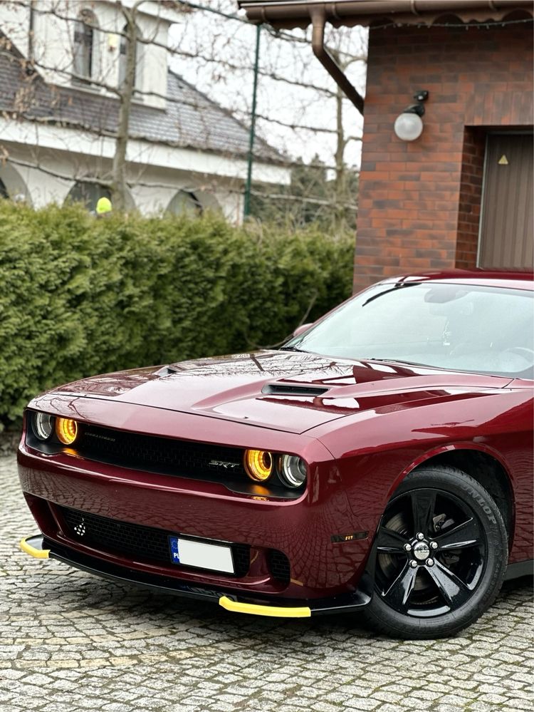 Wynajem Dodge Challenger S5 S3 Maserati Wypożyczalnia aut sportowych