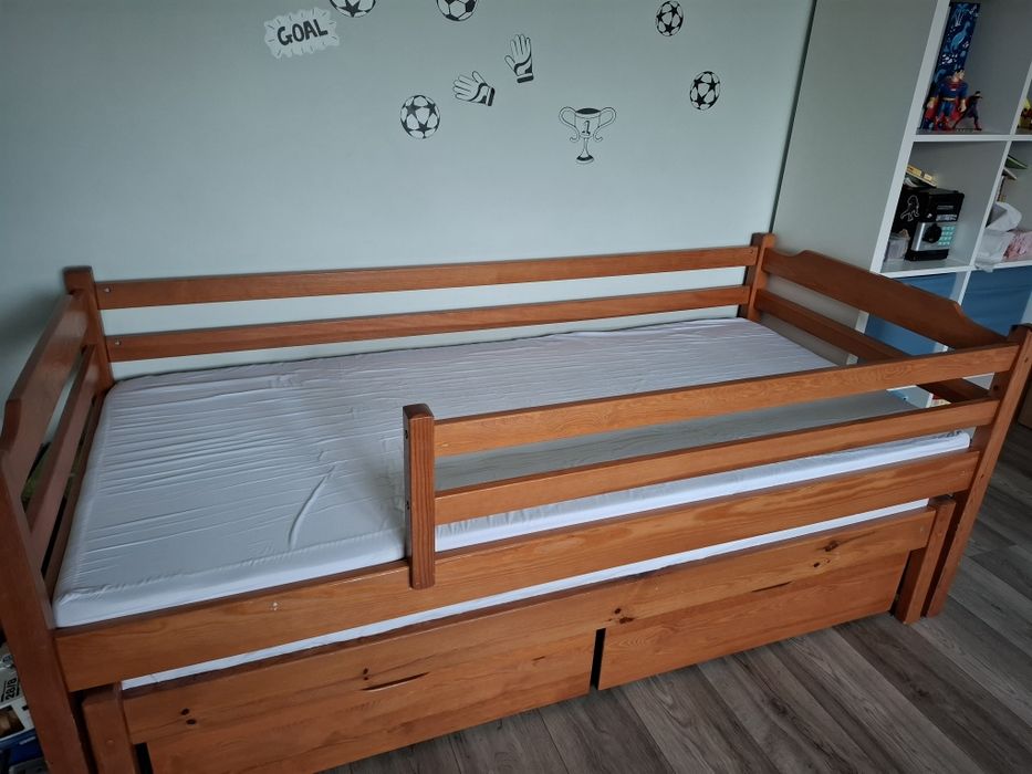 Łóżko podwójne, wysuwane