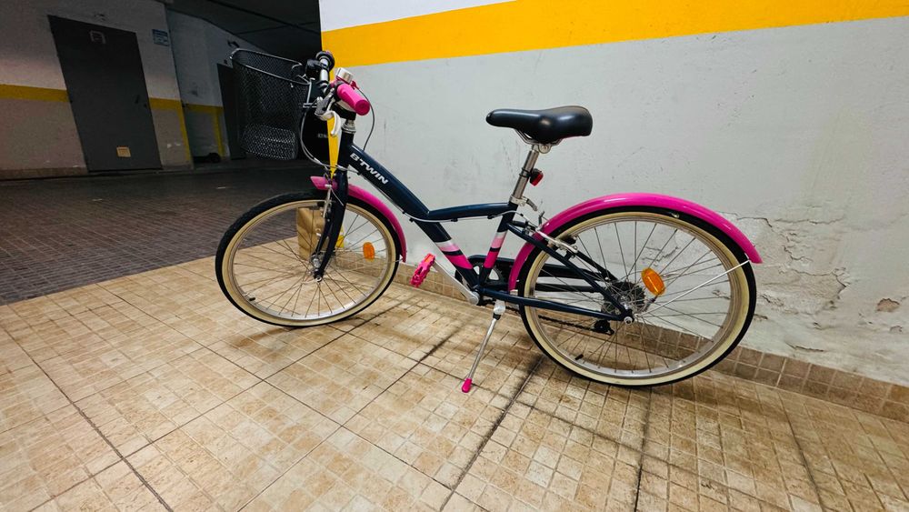 Bicicleta de menina B'TWIN