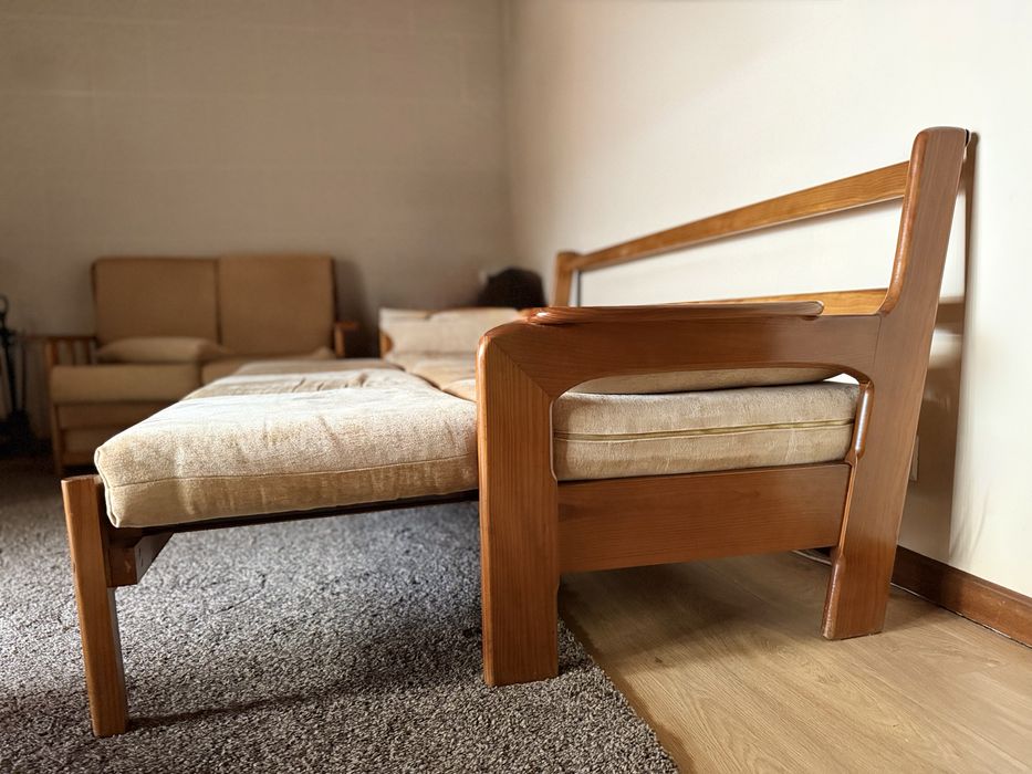 Sofa cama + sofa de 2 lugares em madeira maciça