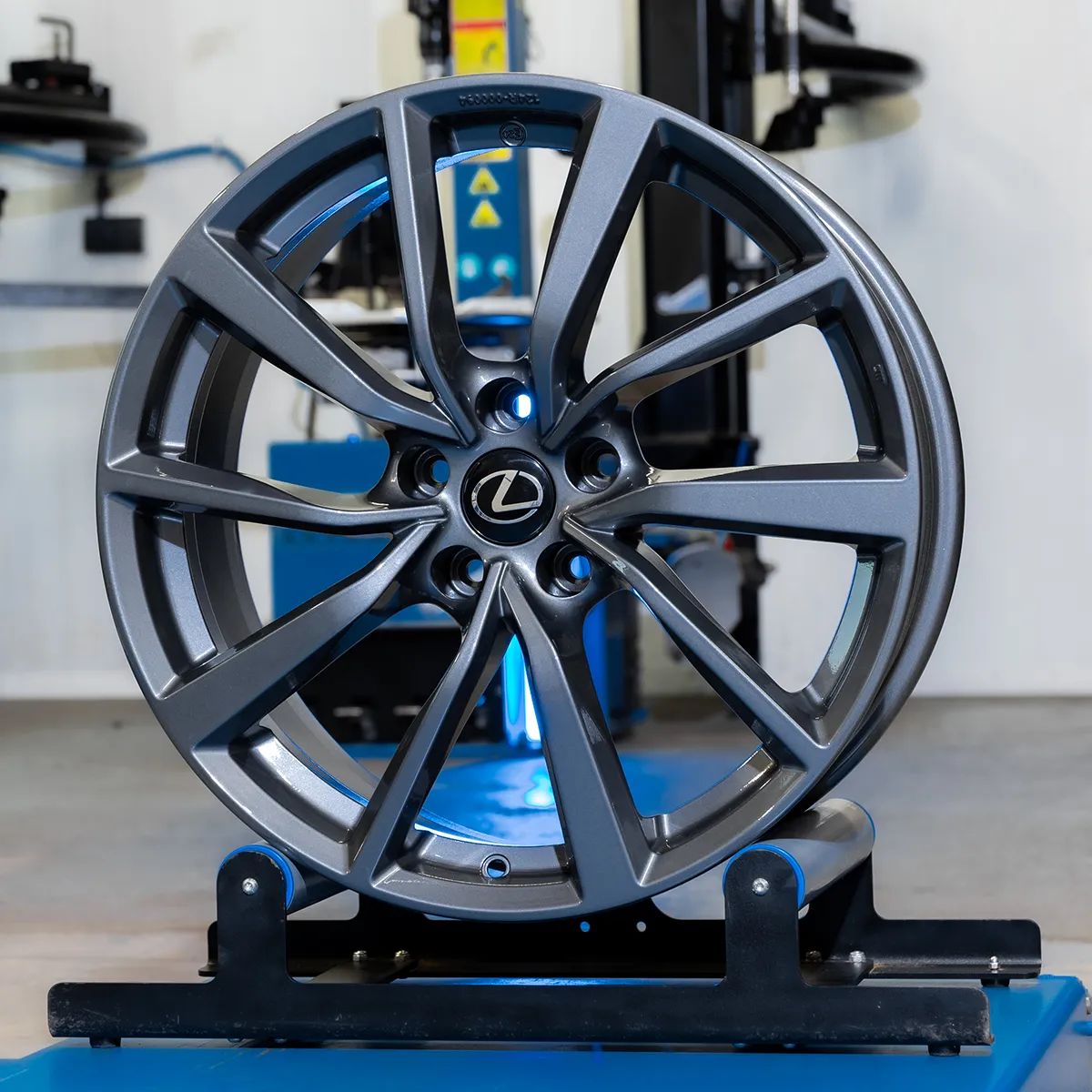 NOWE ORYGINALNE Felgi MAK 19" Lexus nx rc rx is es ux ls gs