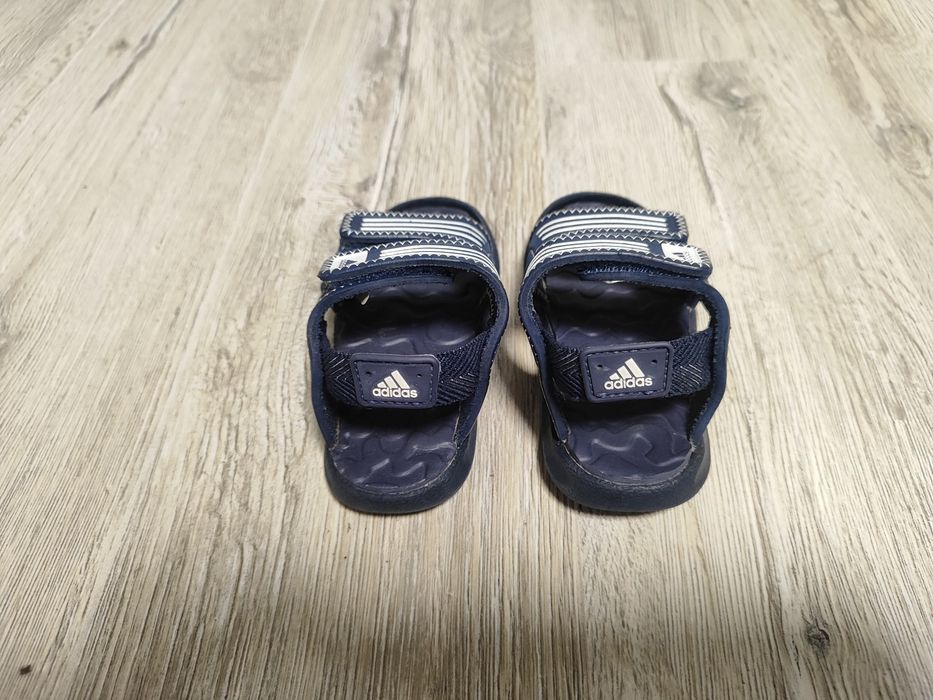 Босоніжки Adidas р-23