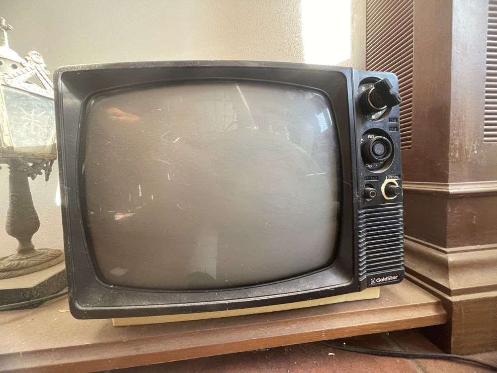 Televisão antiga