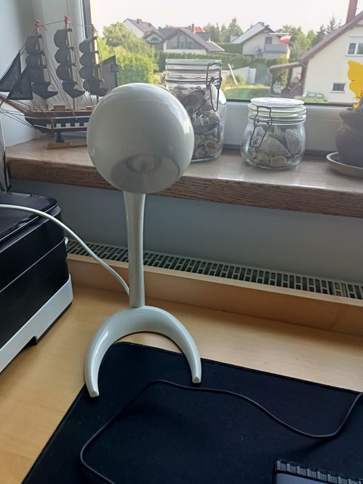 Lampka biurkowa ledowa