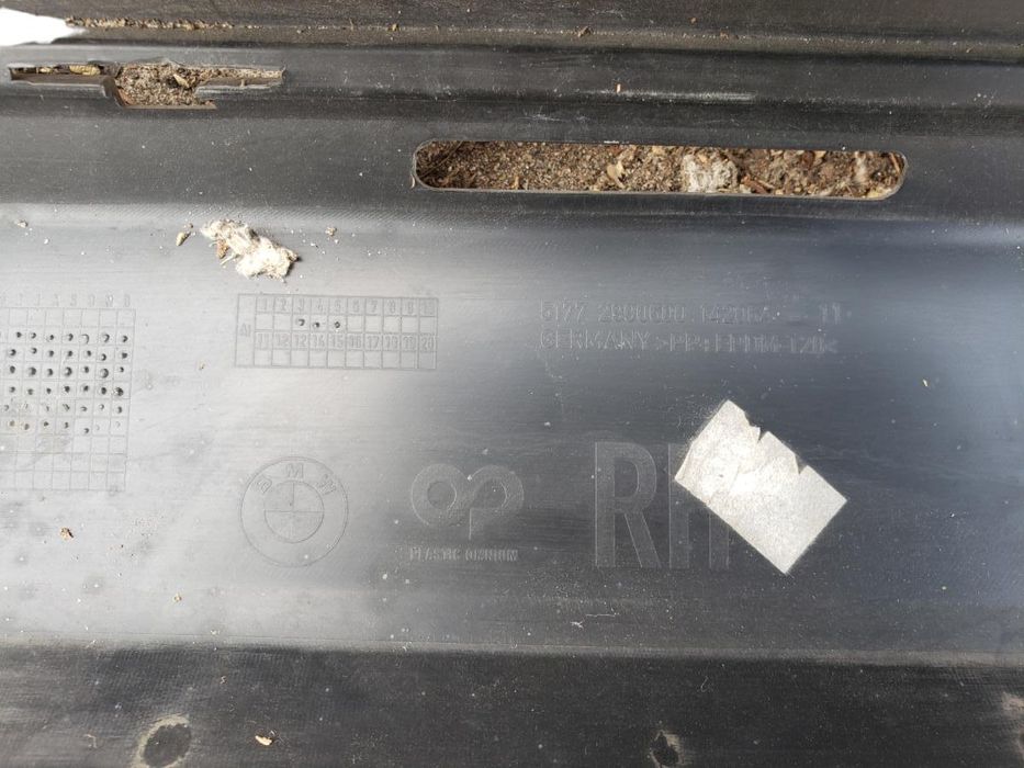 Накладка правого порога BMW X1 e84 2009-2015 51772990599 разборка