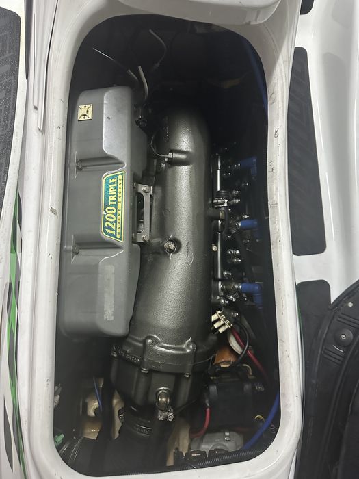 Kawasaki ultra 150