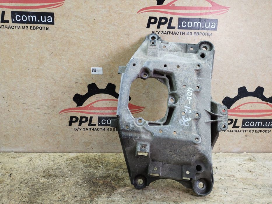 Audi A4 B8 07-15 A5 Q5 2.0 кронштейн опора коробки передач 8K0399263BK