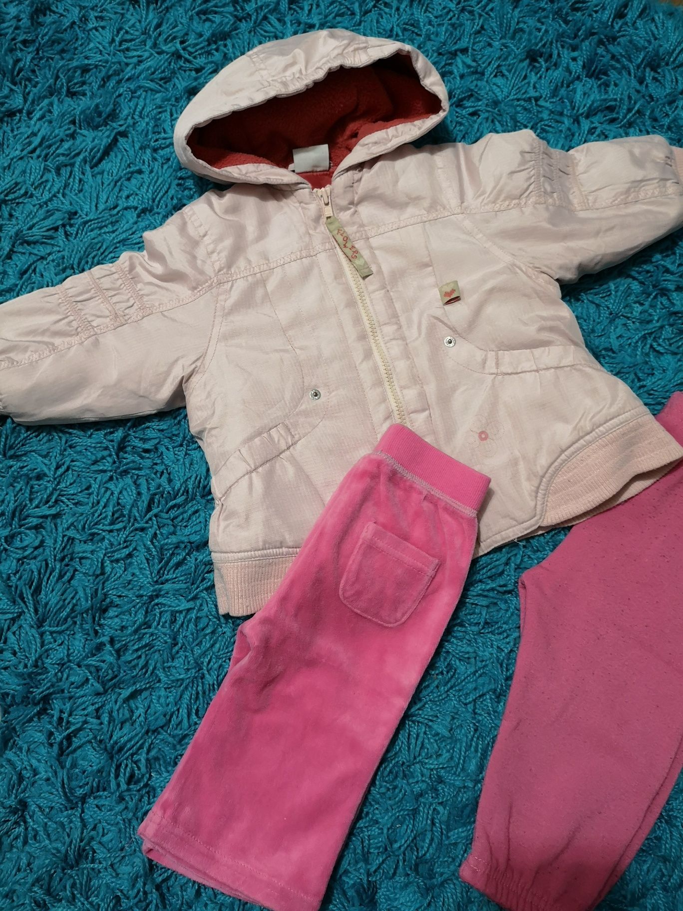 Kurtka przejściowa dziewczynka różowa na polarze, 2x spodnie, 62-68