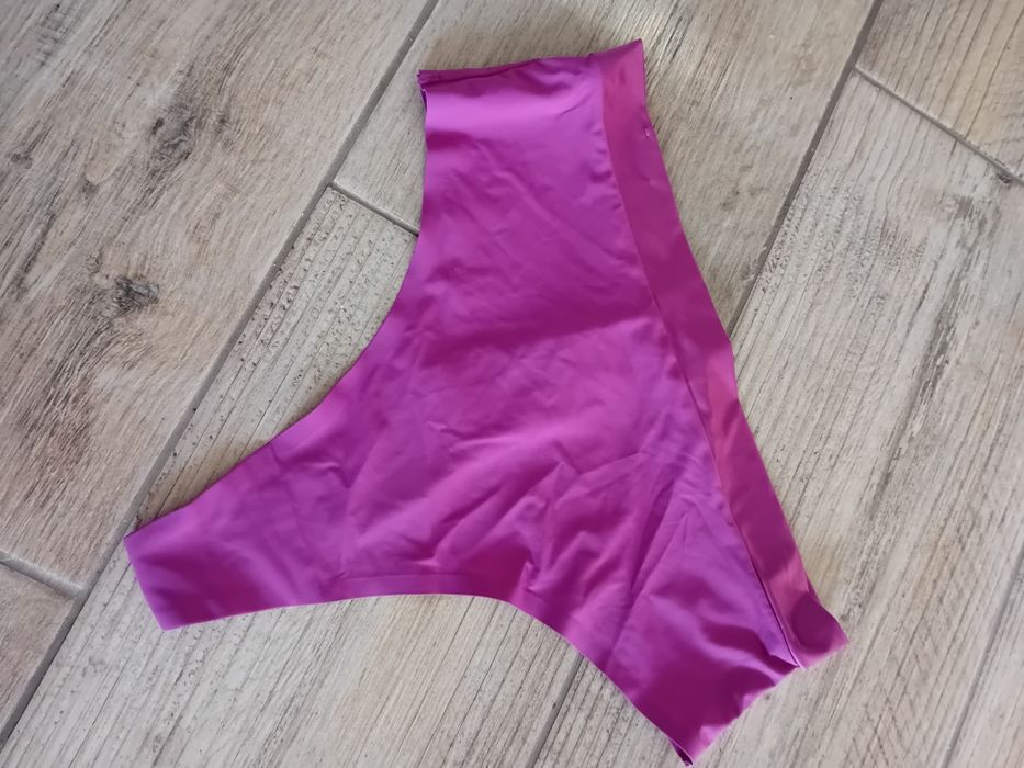 Nowe figi damskie bezszwowe L