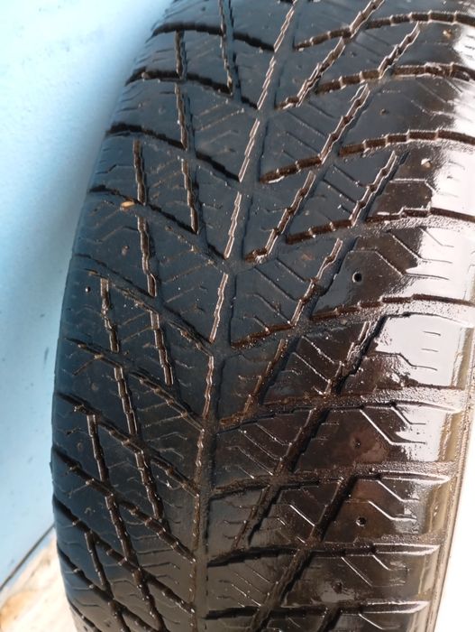 Шина 175-70 р13,у доброму стані