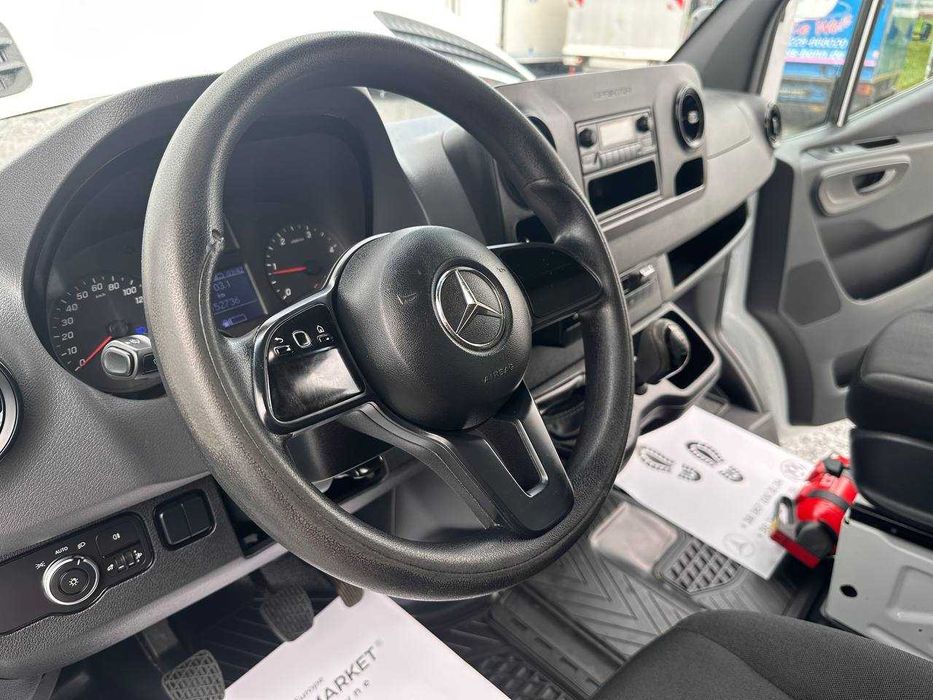 Mercedes-Benz Sprinter 2021