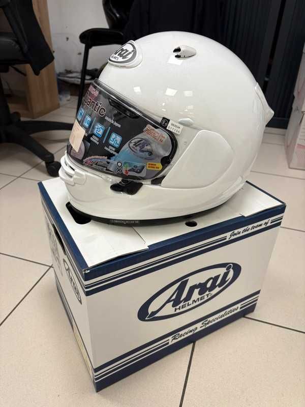 Arai Capacete Quantic Diamond White tamanho M
