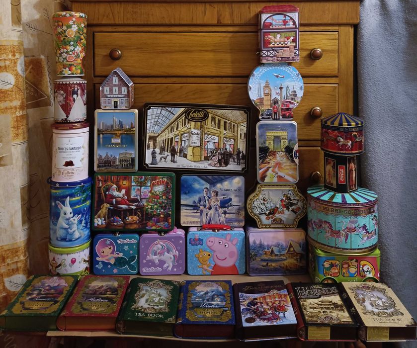 Коробка жестяная