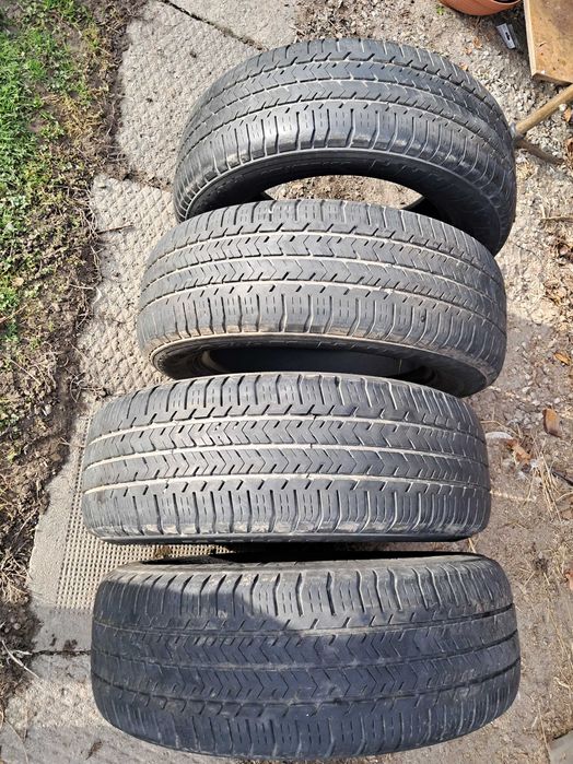 Opony do busa wzmacniane 215/65 R16C