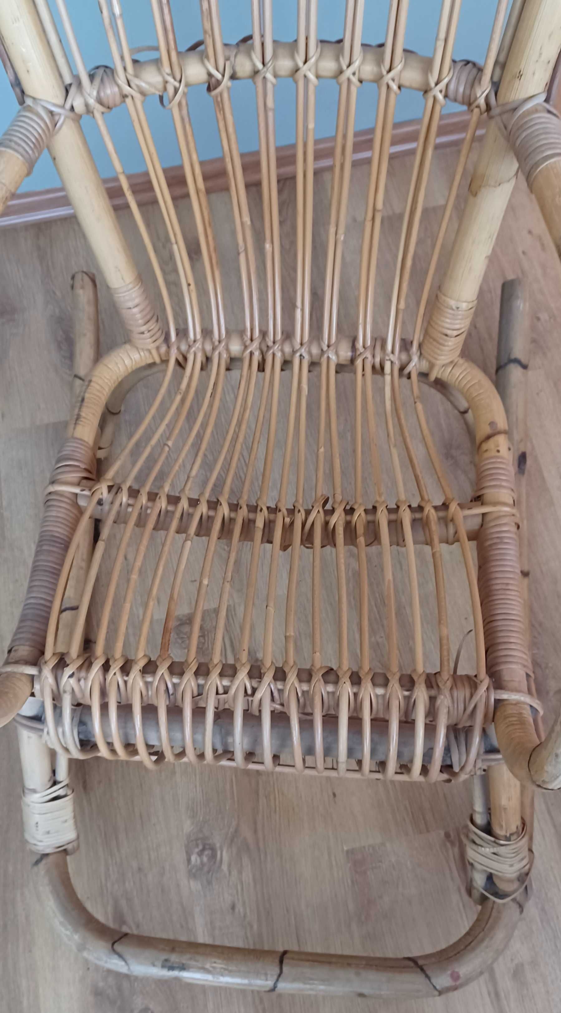 Fotel bujany bambusowy