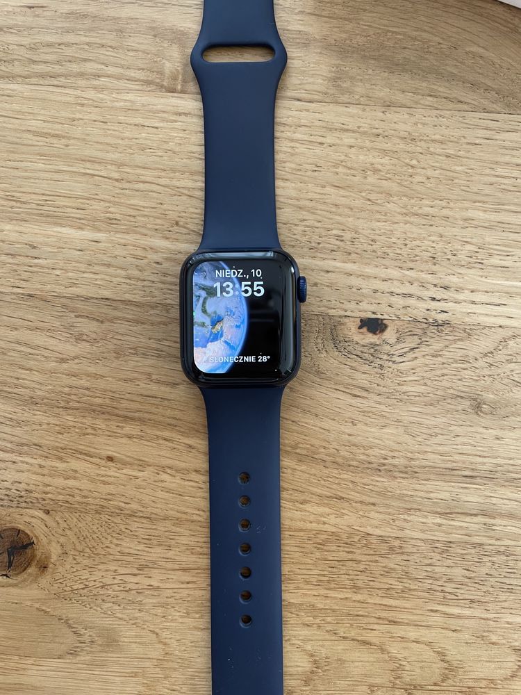 Apple Watch 6 40mm jak nowy