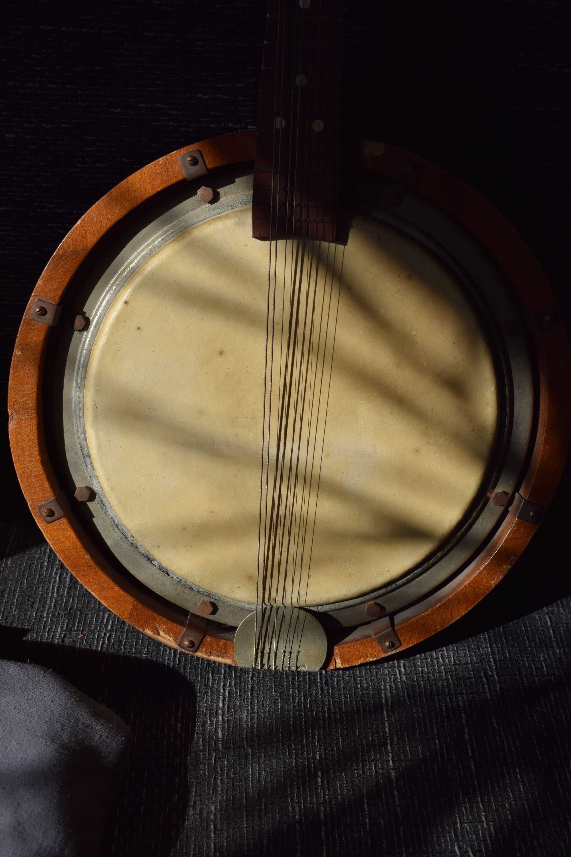Stare banjo Defli, brak jednej struny poza tym wszystko gra.
