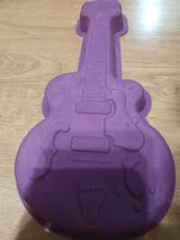 Forma silikonowa do ciasta gitara