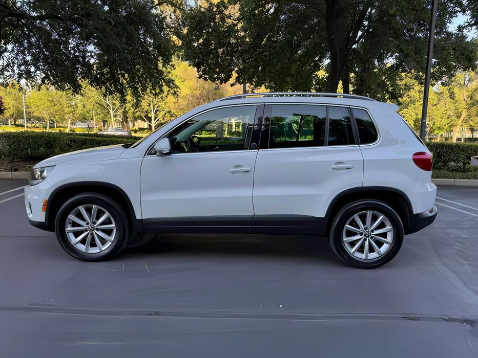Volkswagen Tiguan      2017