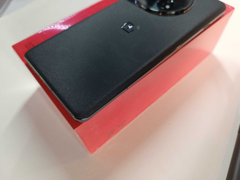 OnePlus 12 12/256GB Silky Black