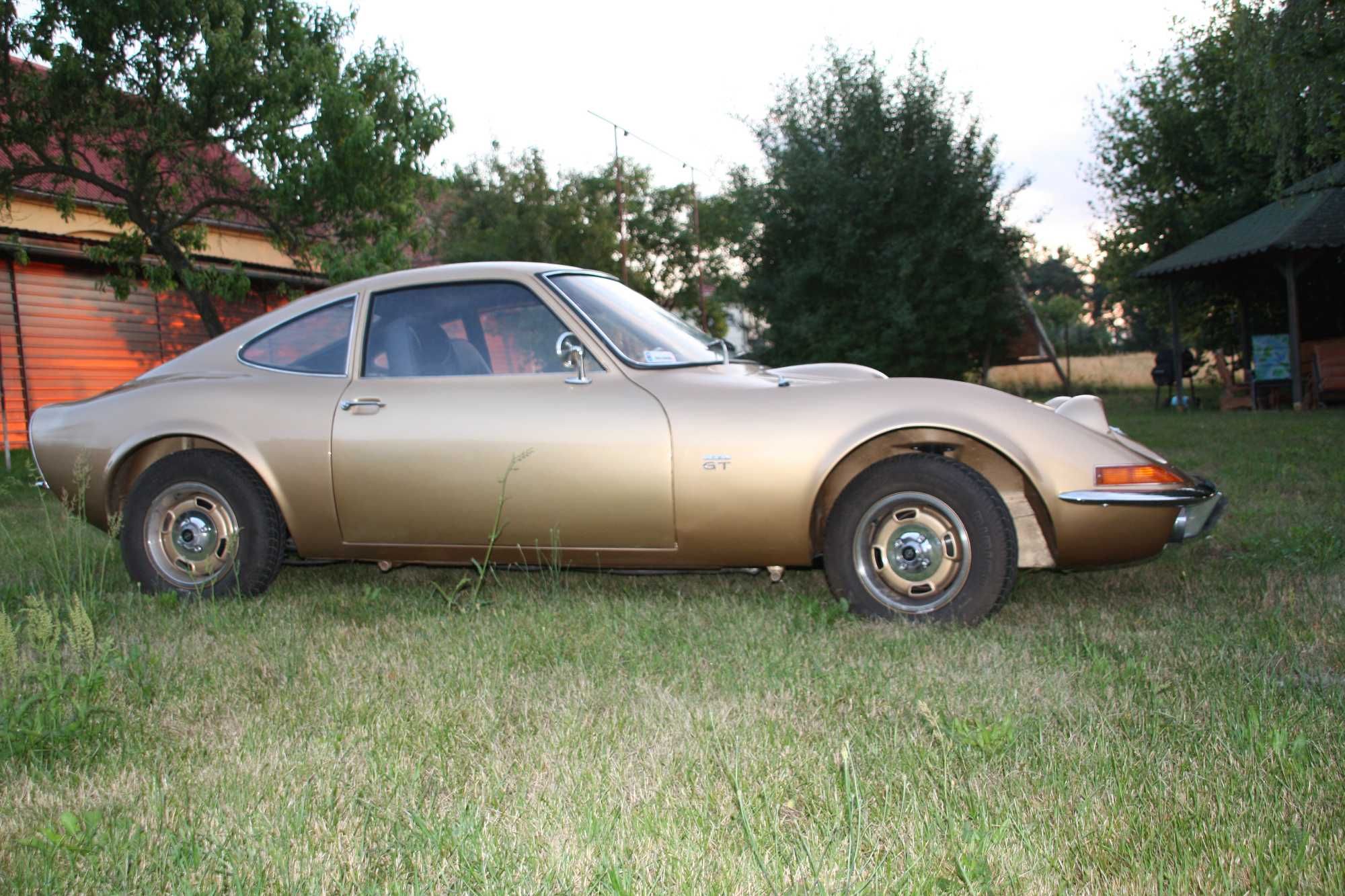 Opel GT 1900 po renowacji