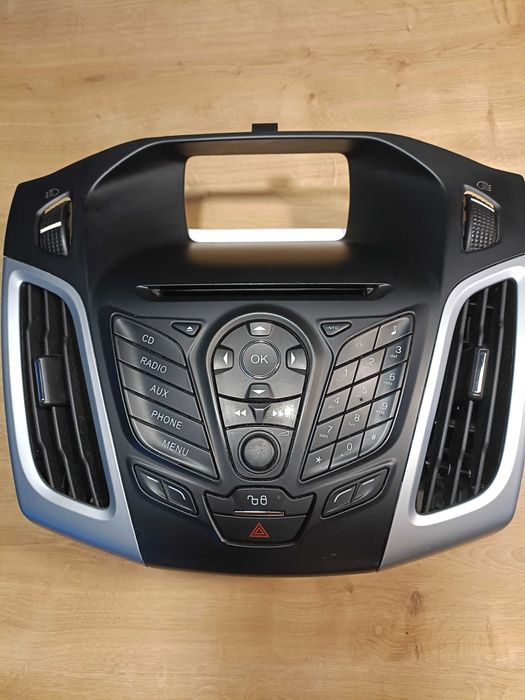 Panel Ramka do radia ford Focus MK3