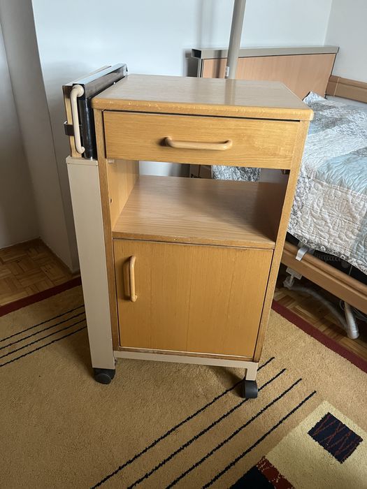 Szafka rehabilitacyjna przyłóżkowa Burmeier