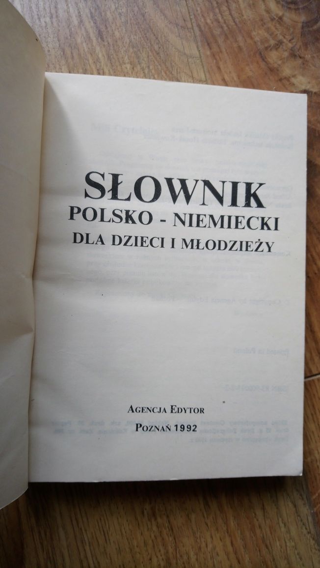 Słownik polsko - niemiecki dla dzieci i młodzieży