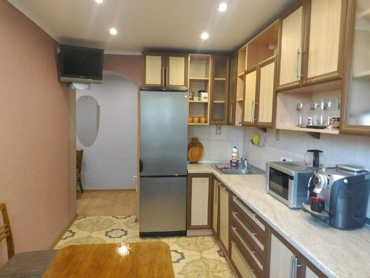Продаж 3-к., Вербицького 8 , Дарницький р-н.