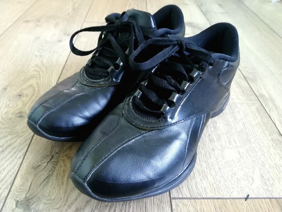 Reebok Easytone skórzane adidasy chłopięce półbuty rozmiar 38 24,5cm