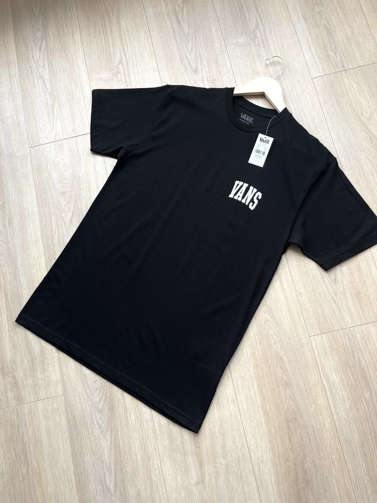 Оригінал Vans (S,M) Varsity Ss T-Shirt Футболка Нова Чоловіча Ванс