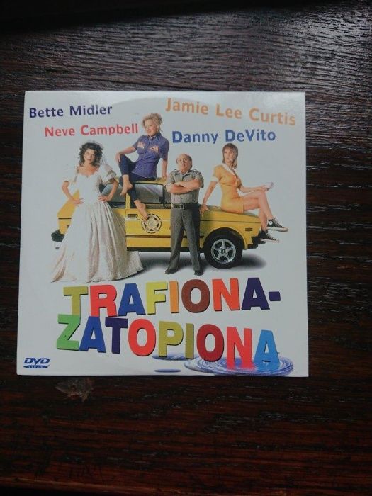 Jamie Lee Curtis w filmie TRAFIONA-ZATOPIONA na dvd