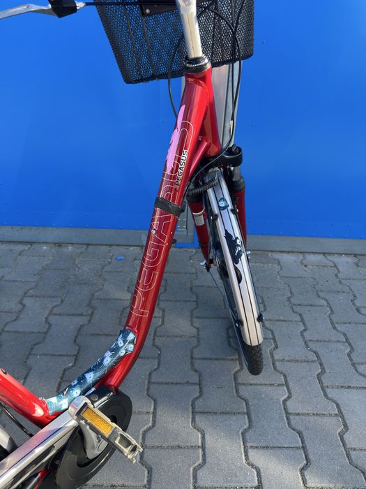 Sprzedam niemiecki rower miejski Pegasus Solero czerwony 28” koła