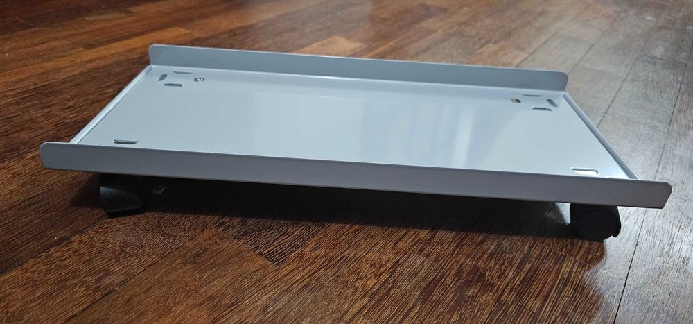 Suporte para torre de PC